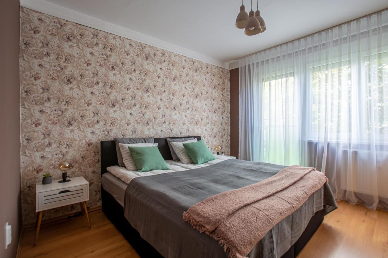 Center Home Apartman Orosháza Exterior foto