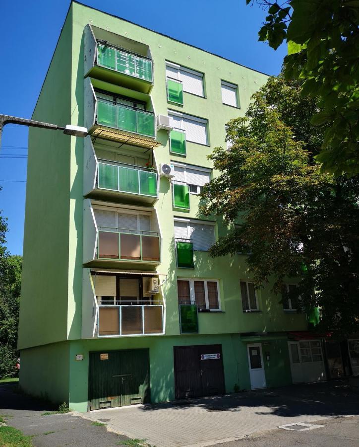 Center Home Apartman Orosháza Exterior foto
